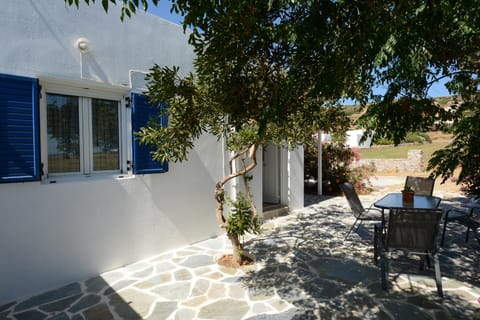 Margaret House Villa in Paros, Greece