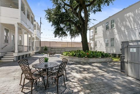 Fabulous Cottages with City Views Apartment in Warehouse District