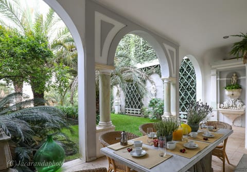 Patio, Garden