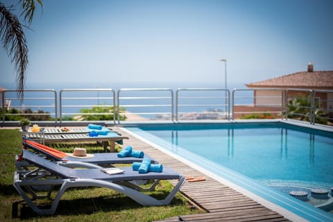 2 CHARMING VILLA Private Pool and Sea View Villa in Costa Adeje