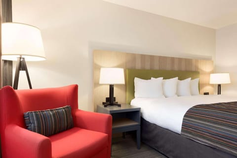 Country Inn & Suites by Radisson, Chippewa Falls, WI Hotel in Wisconsin
