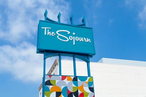 The Sojourn Los Angeles - Sherman Oaks Motel in Sherman Oaks