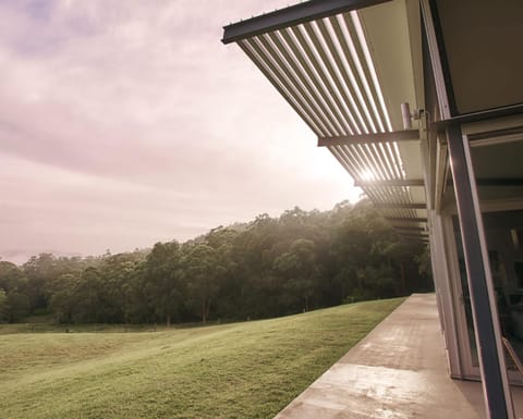 Bundaleer Architect designed stunning views House in Kangaroo Valley