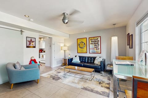 Sordid Lives Condo Permit# 3202 Hotel in Palm Springs