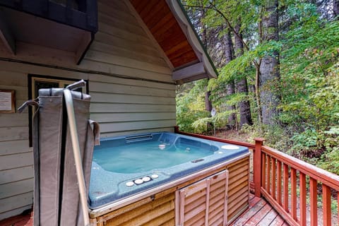 Ridge View Retreat - 3 Bed 2 Bath Vacation home in Lake Wenatchee House in Lake Wenatchee
