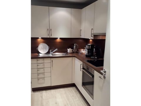 Coffee/tea facilities, Kitchen or kitchenette