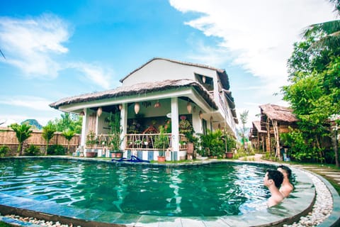 Nan House - Tam Coc Hotel in Laos