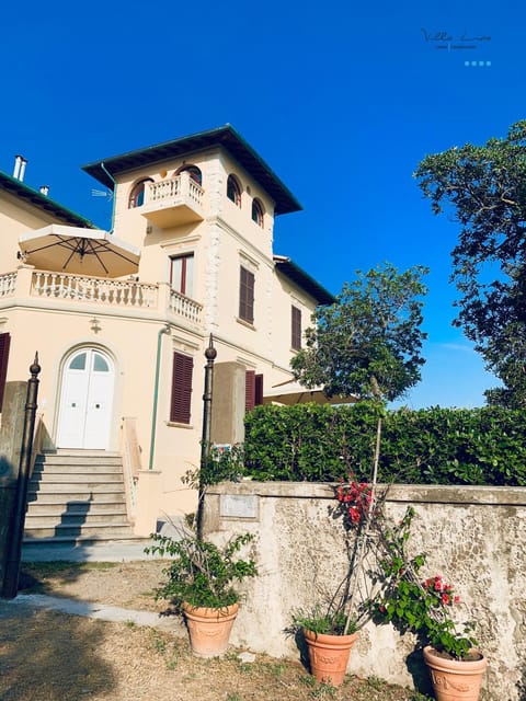 Property building, Facade/entrance, Garden, View (from property/room)
