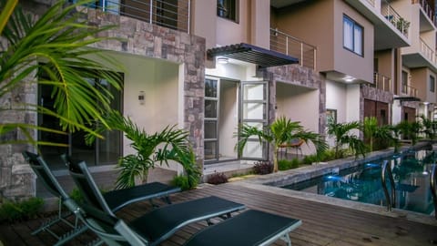 Luxury Westwood Apartment+pool Condominio in Flic en Flac