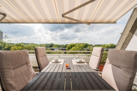 View (from property/room), Balcony/Terrace