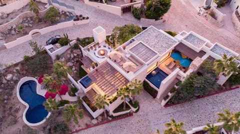 Contemporary Villa with 2 Pools, Walking Distance to Beach and Butler Included Villa in Cabo San Lucas