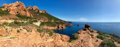 Nearby landmark, Day, Natural landscape, Mountain view, Sea view