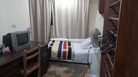 Smoha Zahran Haus (Private rooms or Private Apartment) Bed and Breakfast in Alexandria