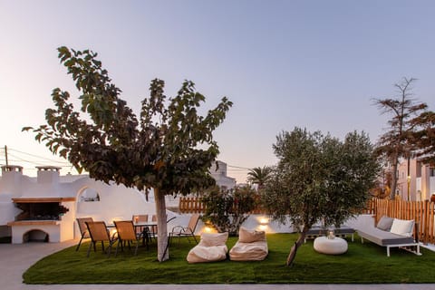 Santorini Garden Homes House in Mesaria