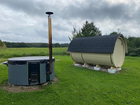 Hot Tub, Garden view