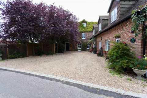 Hanger Down House Bed and Breakfast Bed and Breakfast in Arundel