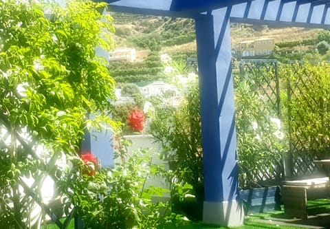 Ático de lujo 90m de terraza y jacuzzi privado en Cabria, Almuñecar Condo in Almuñécar