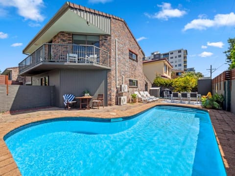 Property building, Pool view, Swimming pool