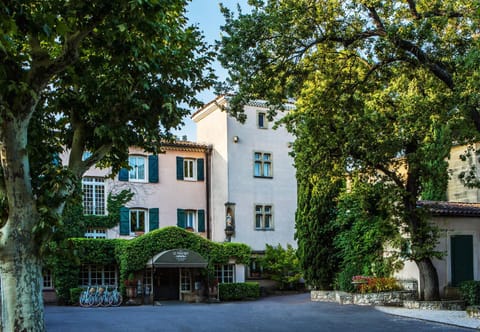 Inner courtyard view