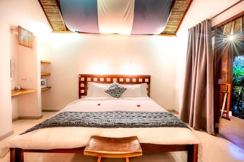 Manta Dive Gili Air Resort Camping /
Complejo de autocaravanas in Pemenang