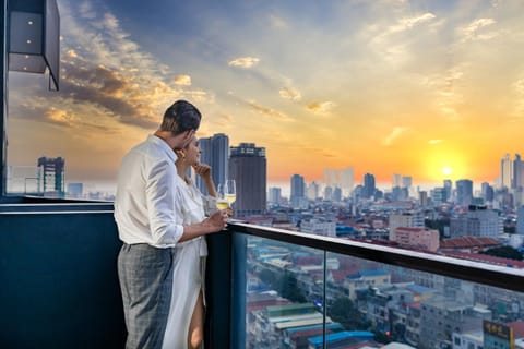 Day, Balcony/Terrace, City view, Sunrise, Sunset, group of guests