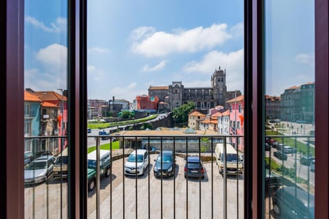 Balcony/Terrace, City view, Landmark view, Street view