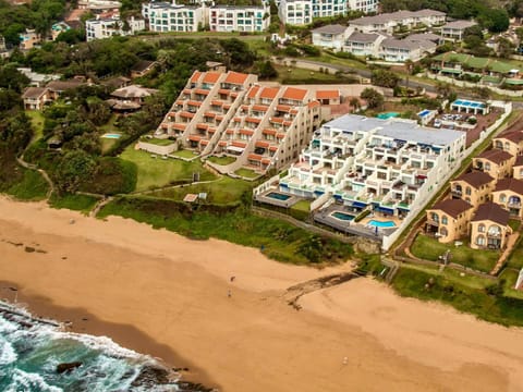 Property building, Neighbourhood, Bird's eye view, Beach, Sea view