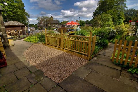 Wortley Cottage Guest House Bed and Breakfast in Borough of Barnsley