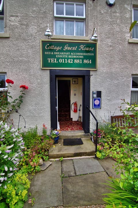 Wortley Cottage Guest House Bed and Breakfast in Borough of Barnsley