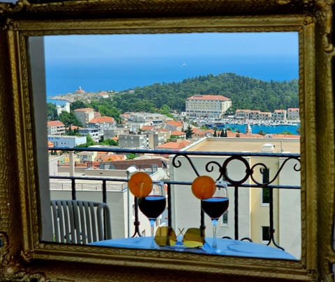 View (from property/room), City view, Landmark view, Sea view