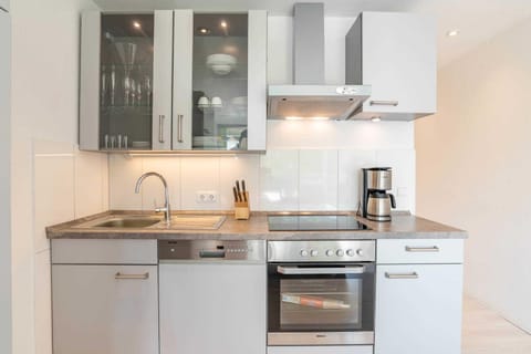 Coffee/tea facilities, Kitchen or kitchenette, dishwasher, pet friendly, stove, toaster