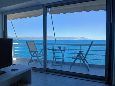 Blue Bliss Apartment in Euboea