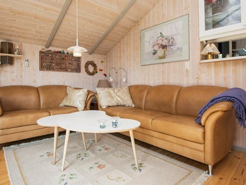Holiday Home Nordvej Casa in Henne Kirkeby