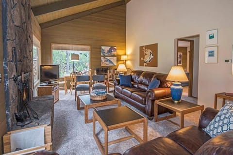 Makaha 3 - Meredith Lodging House in Sunriver