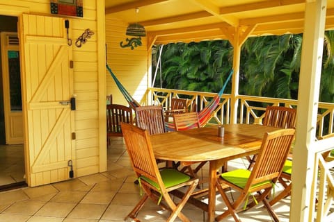 Patio, Dining area