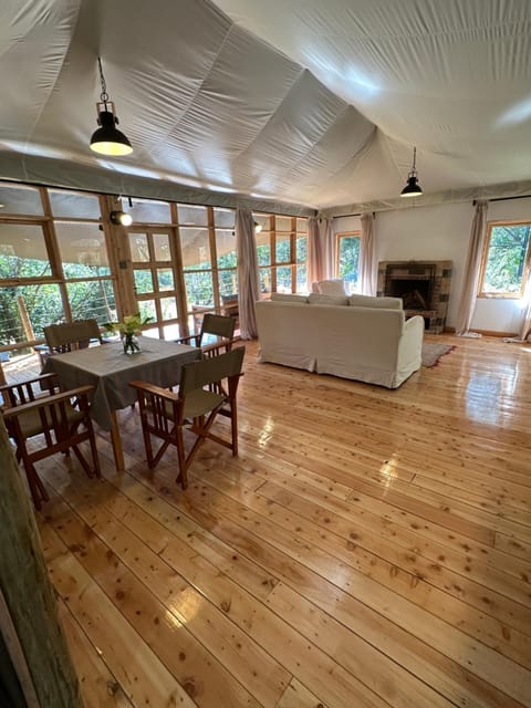 Living room, Seating area, Dining area, flat iron