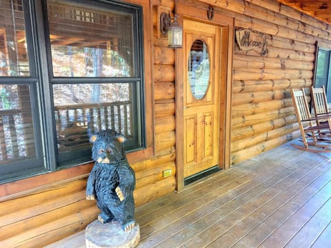 Red Wolf Cabin in Maggie Valley Casa in Maggie Valley