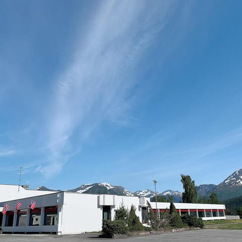 Isfjorden Turisthotell & motell Motel in Trondelag