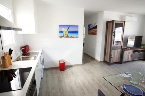 Apartment Cucharas Beach - Piscina - Beach 2 min. - AC - Wifi Condo in Costa Teguise