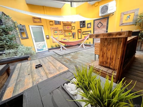 Garden, Seating area