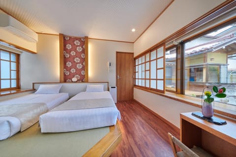 Ichinomatsu Japanese Modern Hotel Ryokan in Takayama