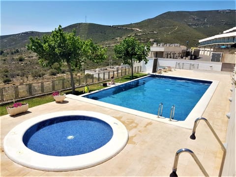 Casa Gran mirador, 200 m2 ,Vistas al mar y WiFi, PEÑISCOLA House in Baix Maestrat