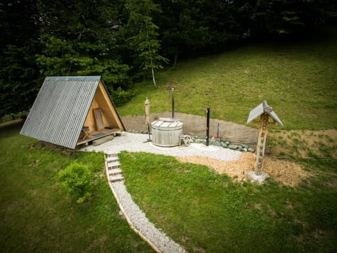 PUŽMAN Farm Glamping Estadia em quinta in 4240 Radovljica, Slovenia