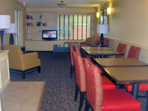 Extended Stay America Suites - Atlanta - Marietta - Powers Ferry Rd Hotel in Sandy Springs