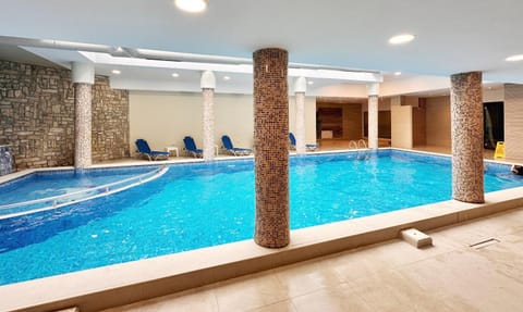 Spa and wellness centre/facilities, Pool view