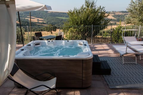 Casale Ulivi Farm Stay in Umbria