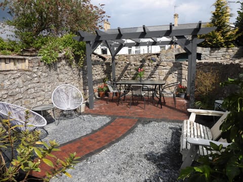 Aubrey Cottage House in Wales