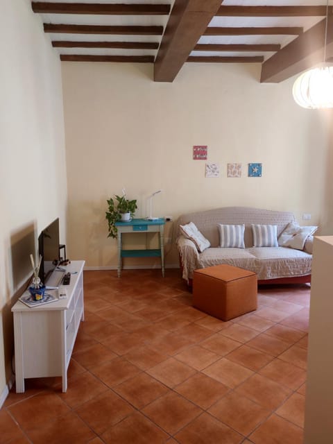 TV and multimedia, Seating area