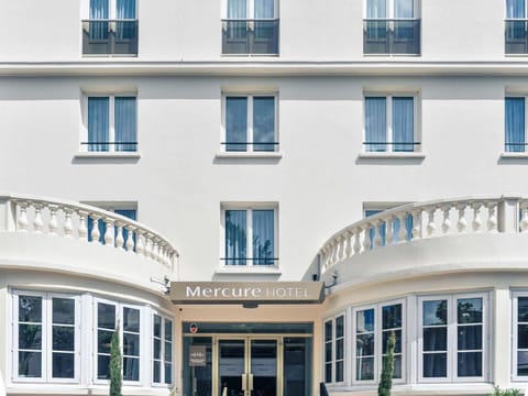 Mercure Paris Saint Cloud Hippodrome Hotel in Saint-Cloud