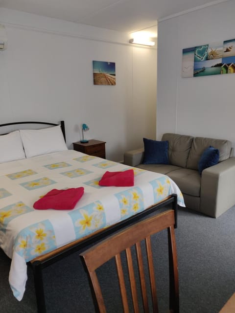 Summers Rest Units Apartahotel in Port Campbell